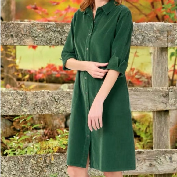 The vermont country store Dresses & Skirts - The Vermont Country Store Green Corduroy Dress. NWT